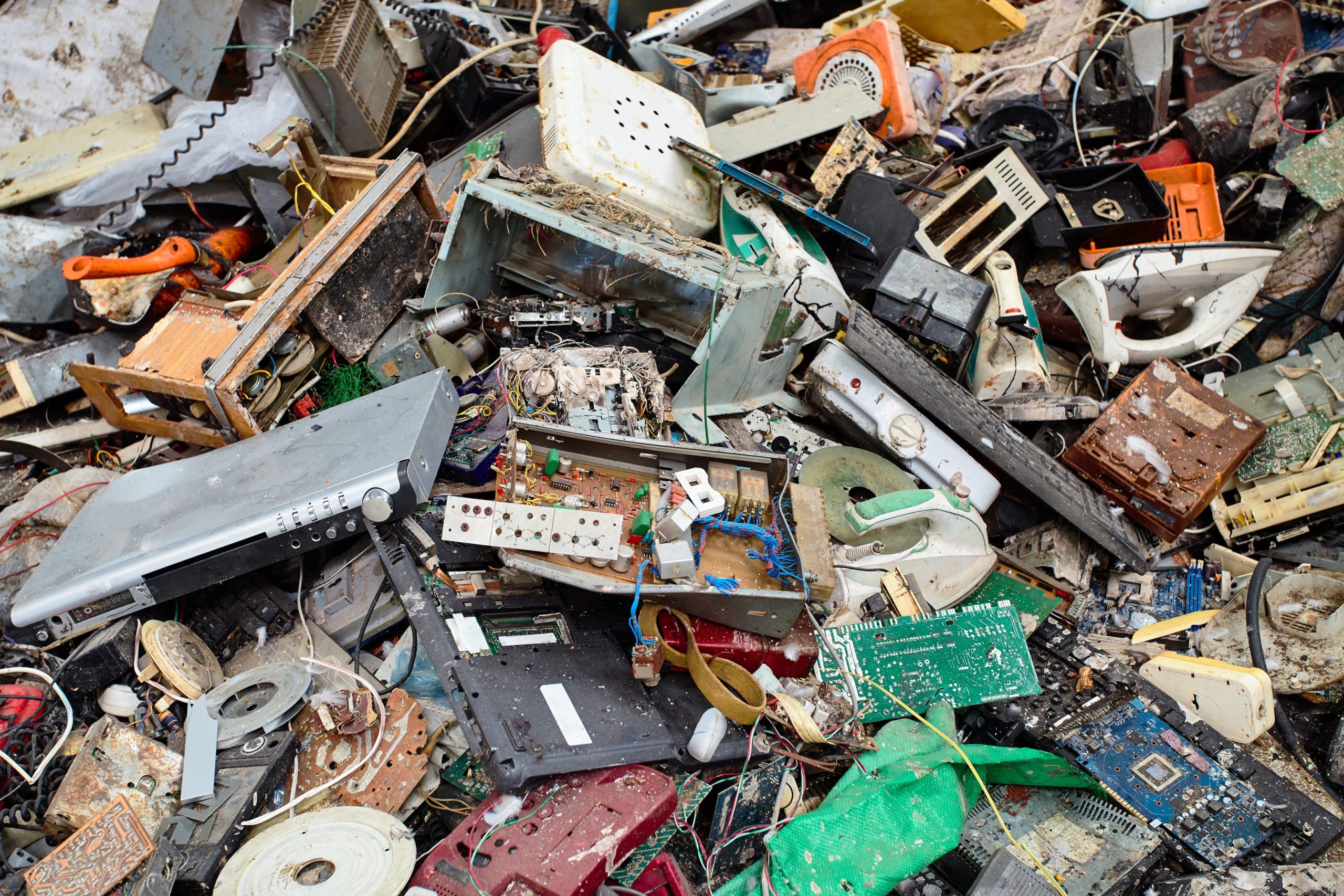 Spring Cleaning: Responsible IT Recycling with SellGPU ITAD Services